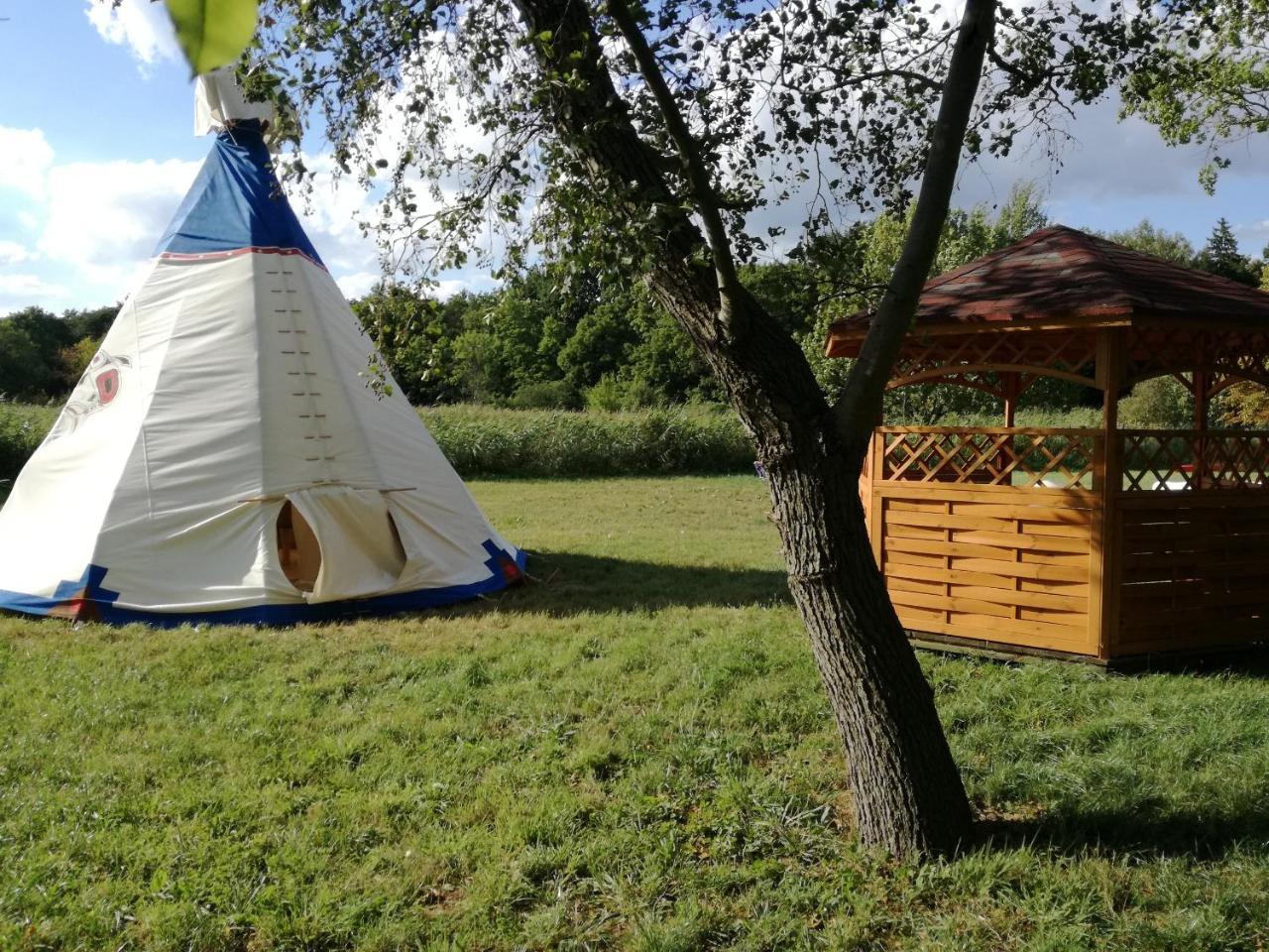 فندق Glamping Podgrodzie نوفي فاربنو المظهر الخارجي الصورة
